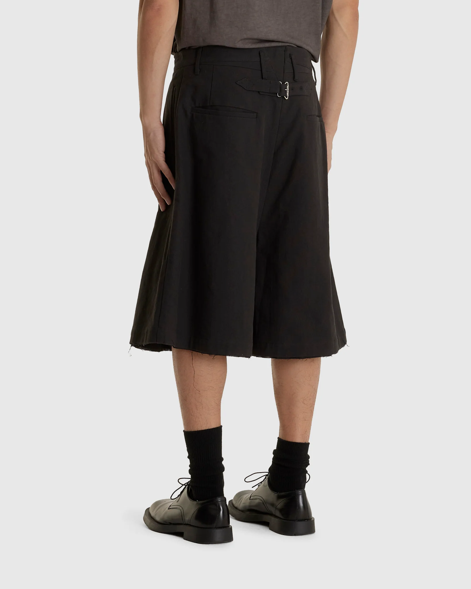 Button Draft Shorts Black - Image 3