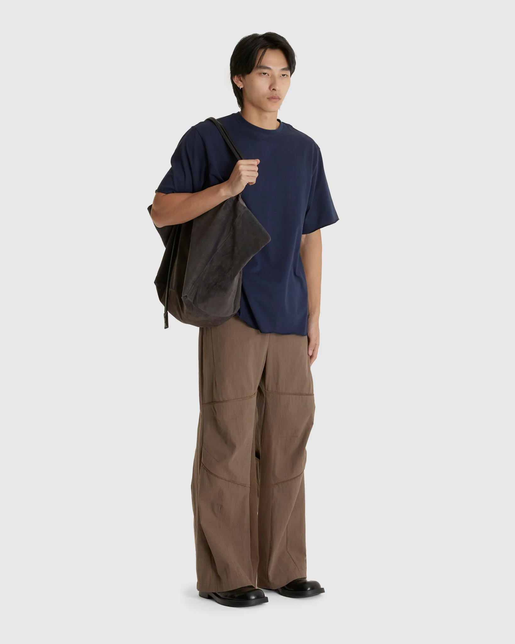 EP.9 02 Bag Brown - Image 2