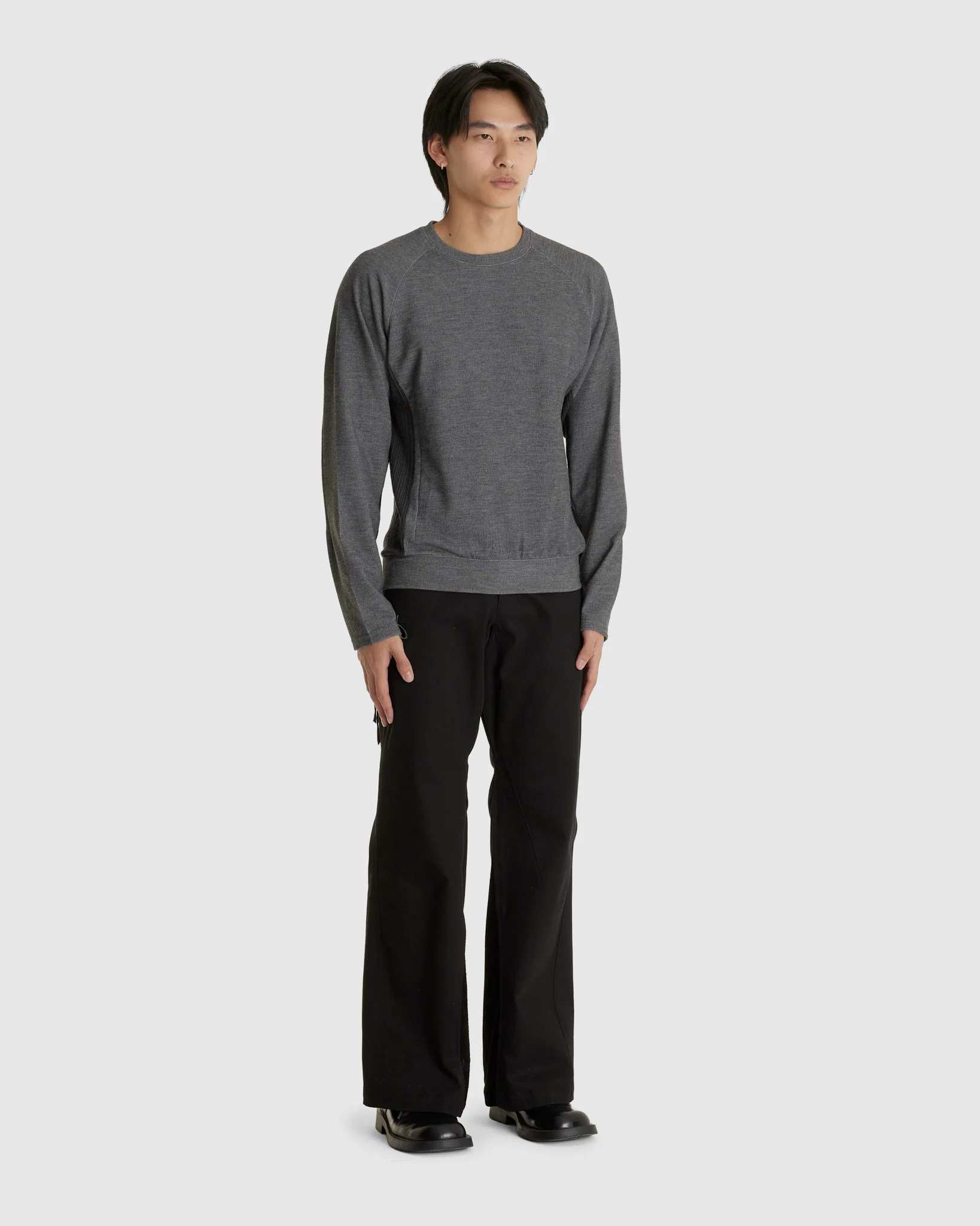EP.9 02 Trousers Black - Image 2