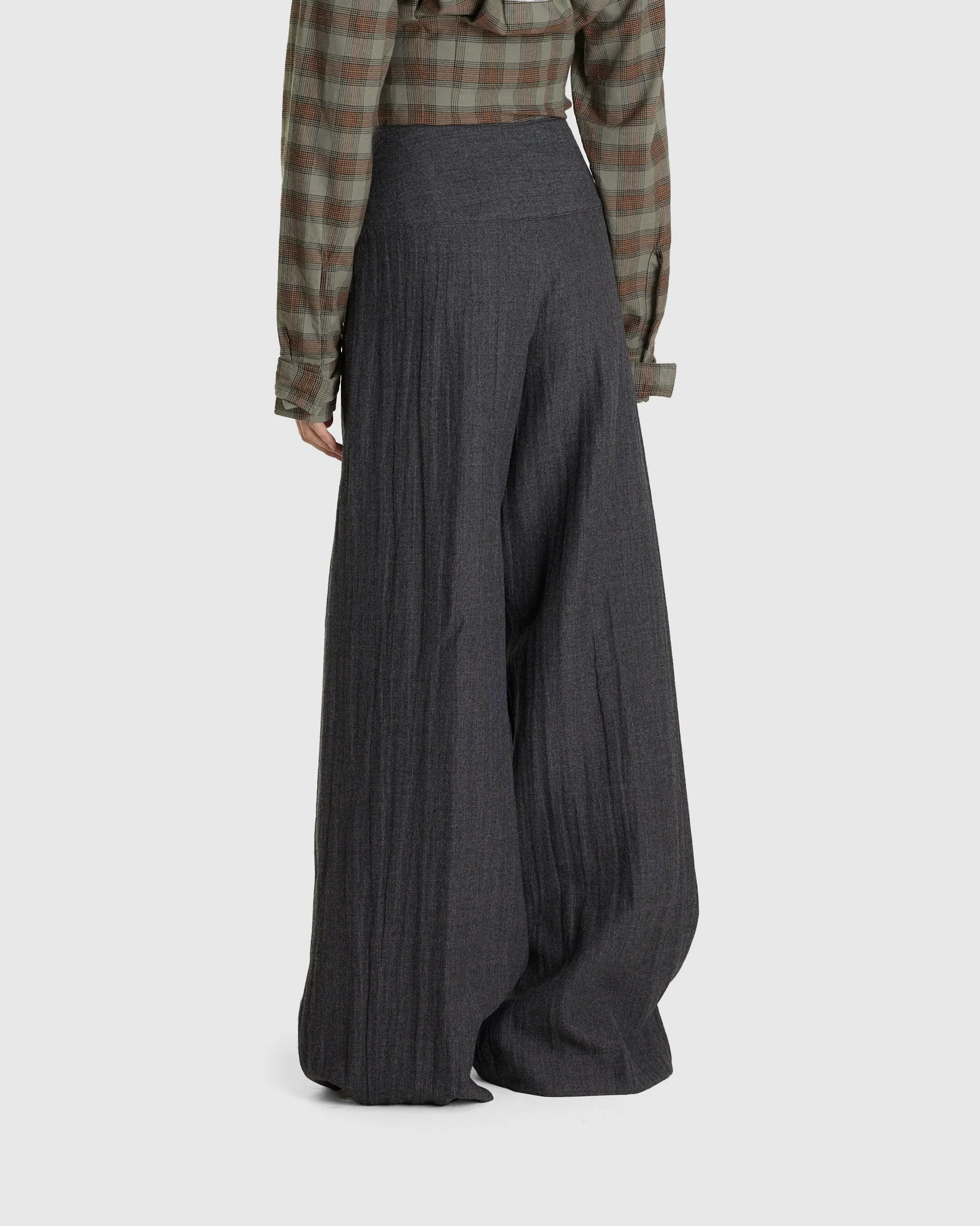 Griddle Trouser Stone Grey Plisse Wool - Image 3