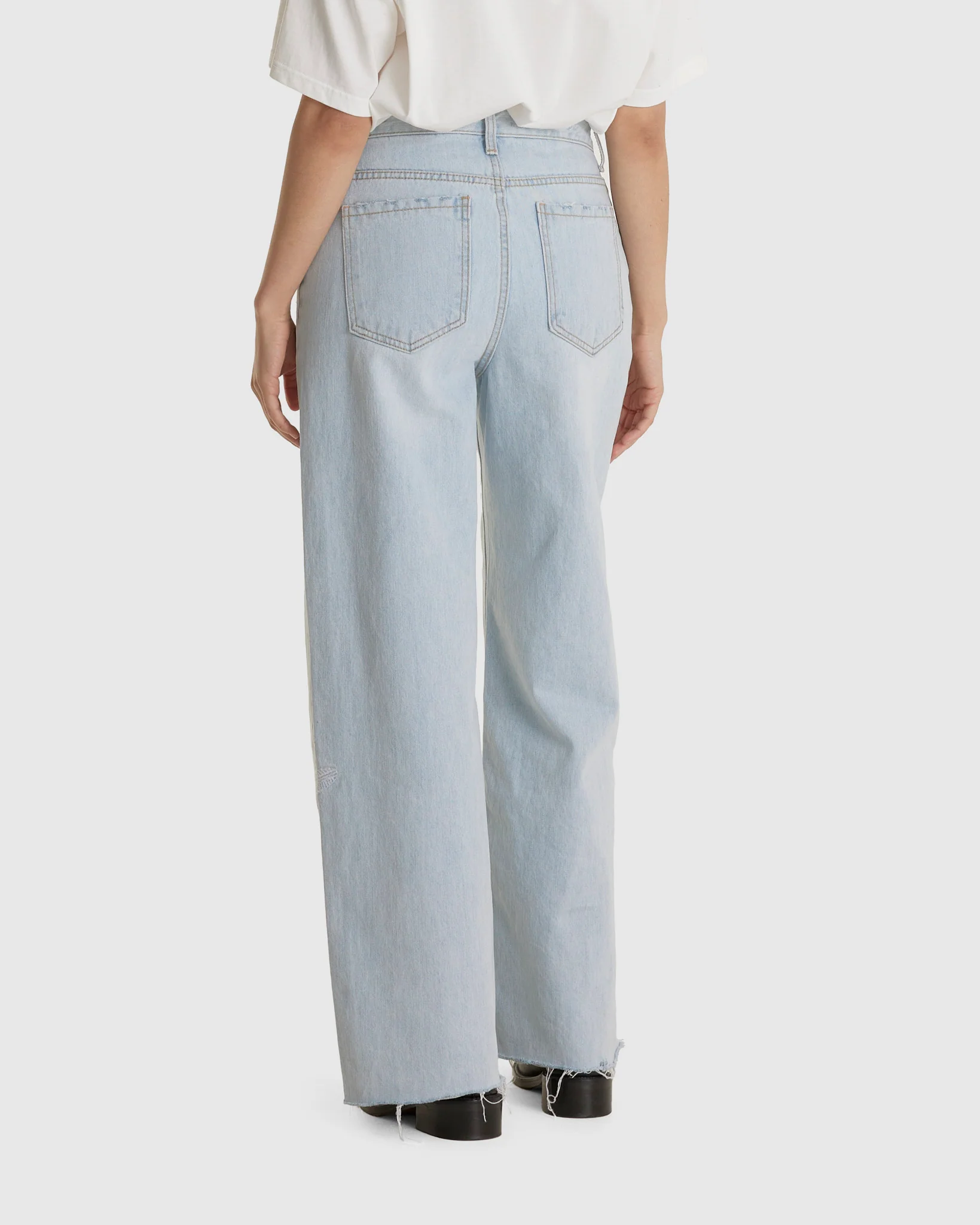 Seashore Jeans - Image 3